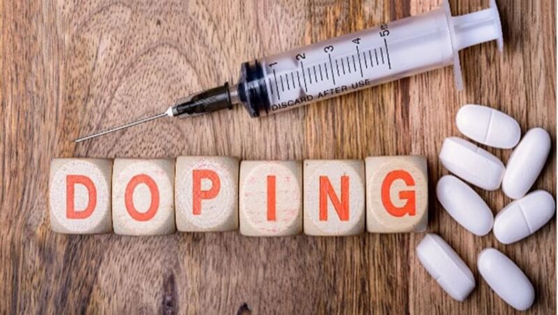 Kiểm tra doping trong bóng đá là gì? Bằng cách nào?