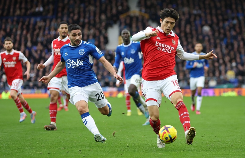 Soi kèo bóng đá full trận Arsenal vs Brentford