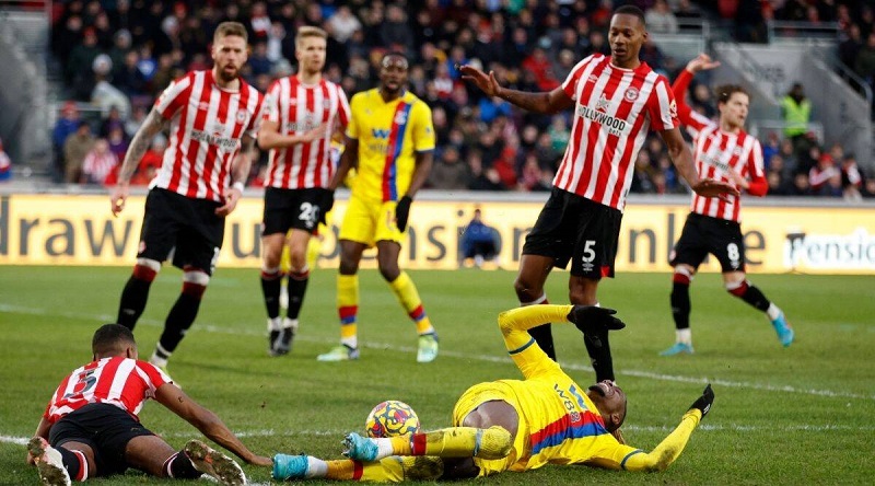 Soi kèo bóng đá full trận Brentford vs Crystal Palace