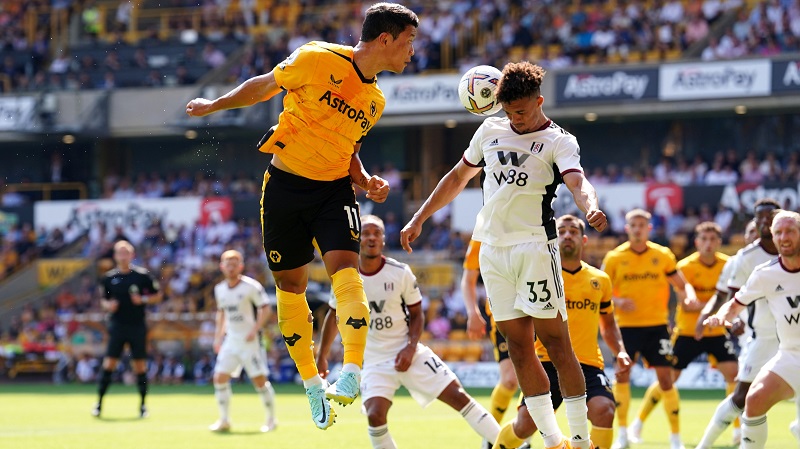 Soi kèo bóng đá full trận Fulham vs Wolverhampton